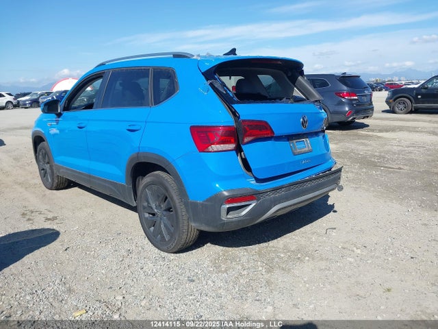 3VVSX7B28RM096483 Volkswagen tsi