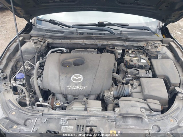 Mazda pe 2015 3MZBM1V71FM133409 Image 10