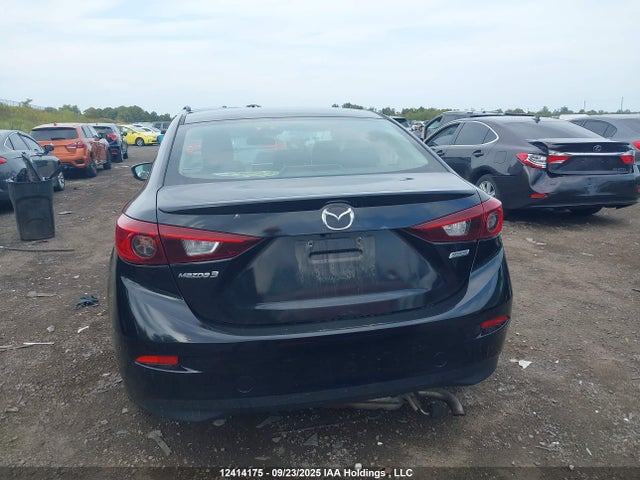Mazda pe 2015 3MZBM1V71FM133409 Image 16