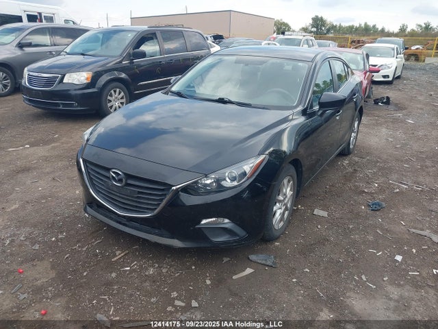 Mazda pe 2015 3MZBM1V71FM133409 Image 2