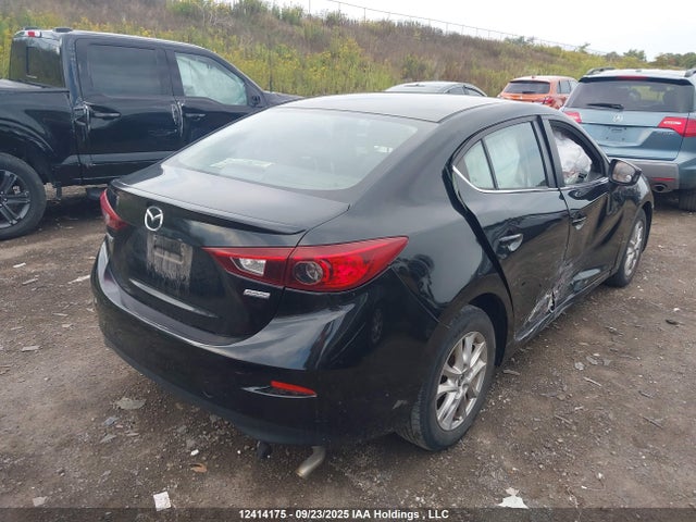 Mazda pe 2015 3MZBM1V71FM133409 Image 4