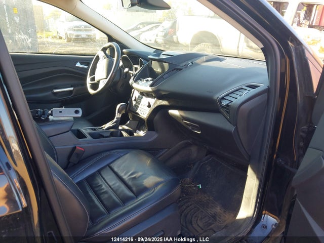 1FMCU9J99HUD88218 Ford 2017