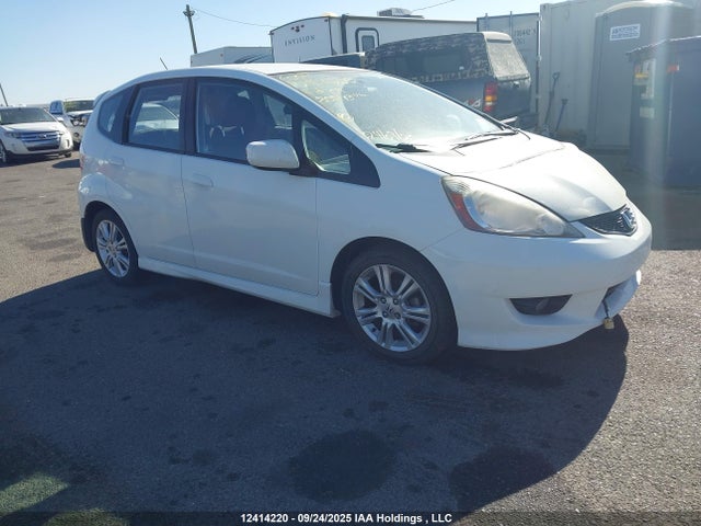 2009 Honda Fit Sport 5dr მანქანა იყიდება აუქციონზე, vin: JHMGE888X9S805173, აუქციონის ნომერი: 12414220