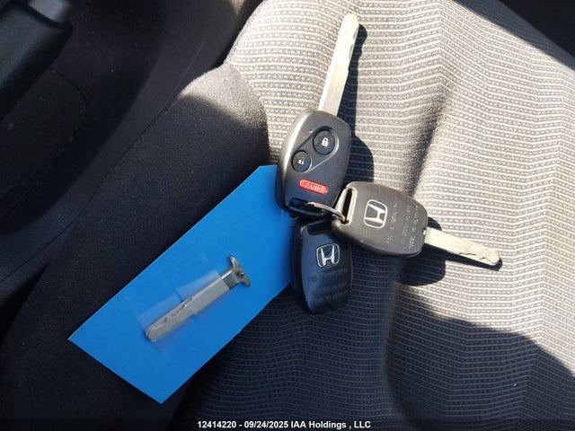 2009 Honda Fit Sport 5dr მანქანა იყიდება აუქციონზე, vin: JHMGE888X9S805173, აუქციონის ნომერი: 12414220