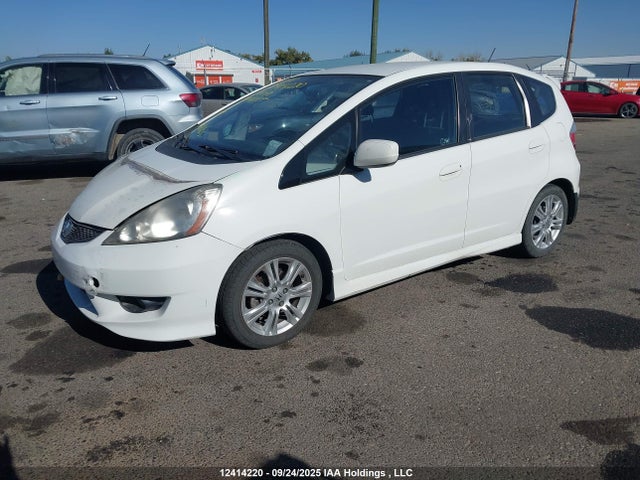 2009 Honda Fit Sport 5dr მანქანა იყიდება აუქციონზე, vin: JHMGE888X9S805173, აუქციონის ნომერი: 12414220