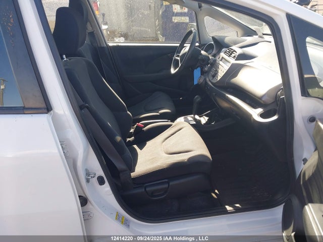 2009 Honda Fit Sport 5dr მანქანა იყიდება აუქციონზე, vin: JHMGE888X9S805173, აუქციონის ნომერი: 12414220