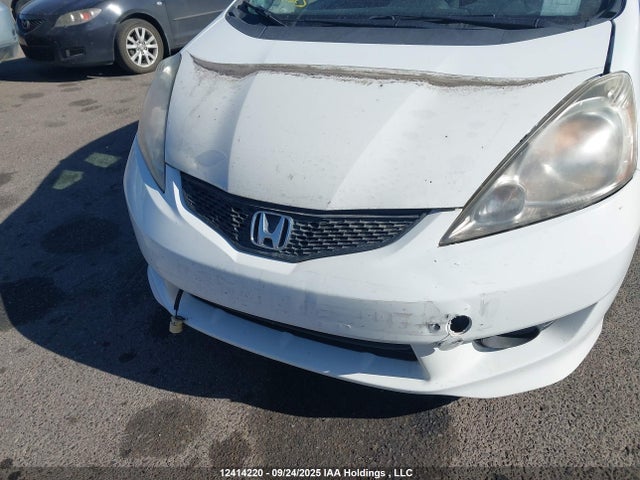 2009 Honda Fit Sport 5dr მანქანა იყიდება აუქციონზე, vin: JHMGE888X9S805173, აუქციონის ნომერი: 12414220