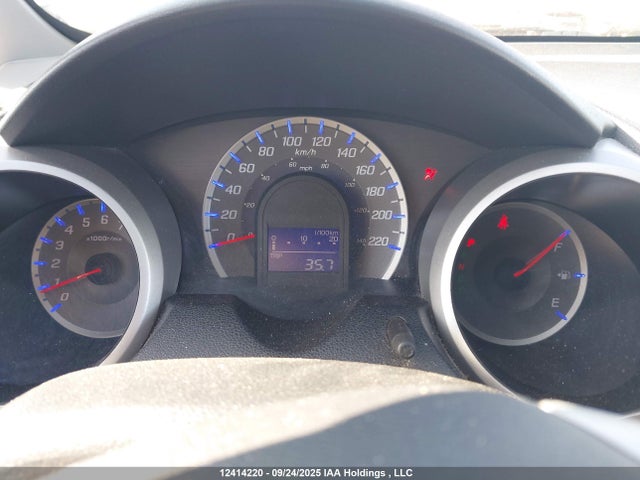 2009 Honda Fit Sport 5dr მანქანა იყიდება აუქციონზე, vin: JHMGE888X9S805173, აუქციონის ნომერი: 12414220