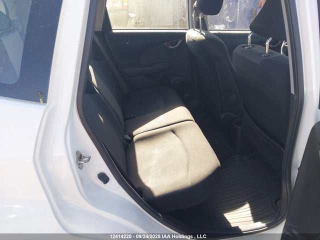 2009 Honda Fit Sport 5dr მანქანა იყიდება აუქციონზე, vin: JHMGE888X9S805173, აუქციონის ნომერი: 12414220