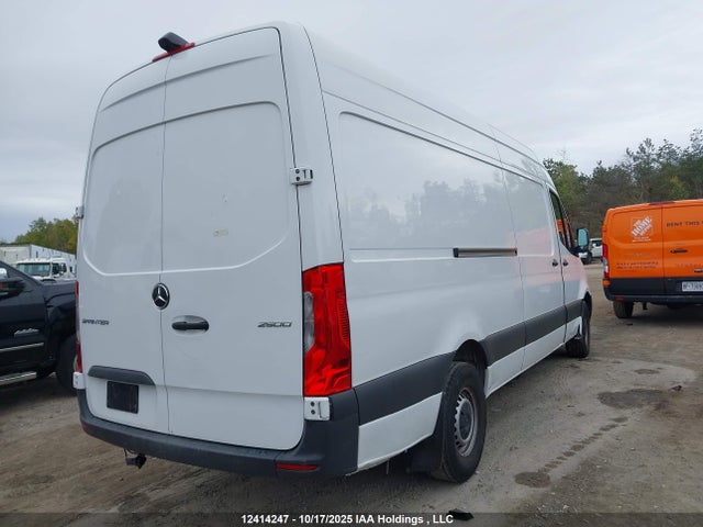 W1Y4KCHY5PP528878 Mercedes-Benz om654