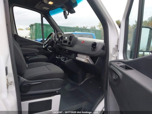 W1Y4KCHY5PP528878 Mercedes-Benz om654