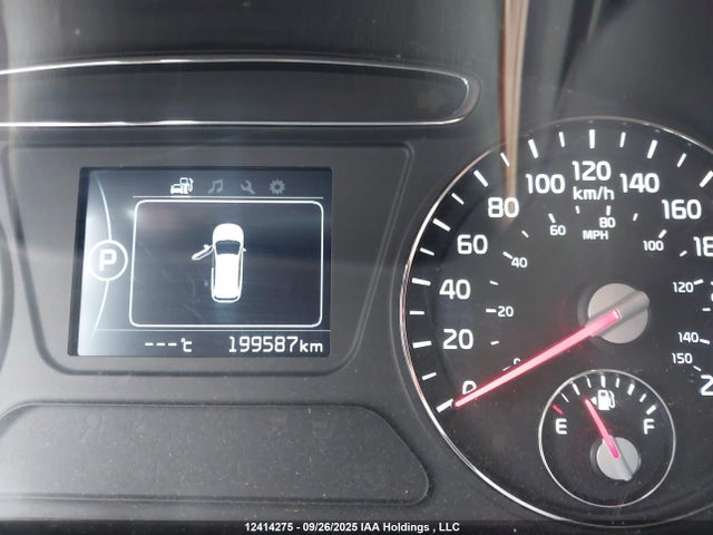 5XYPGDA50HG305404 KIA 2017