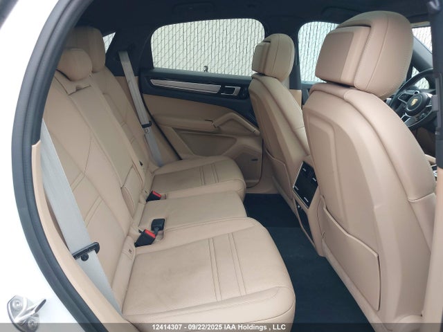 Porsche Cayenne 2023 WP1BA2AY5PDA24530 Image 8