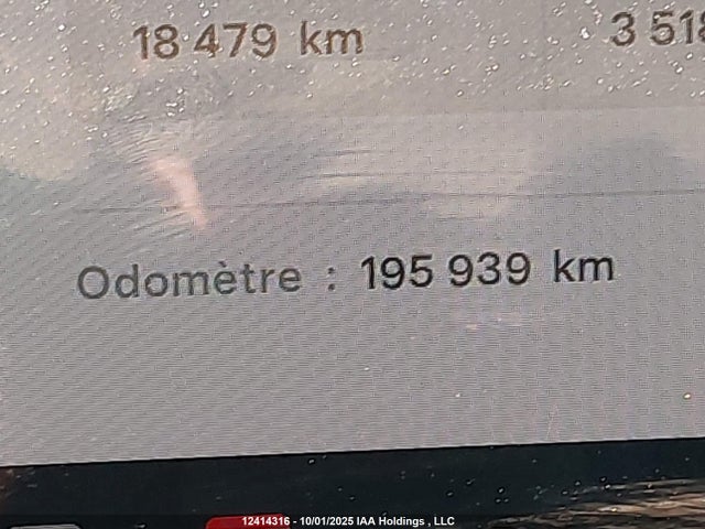 Tesla MODEL 3 2019 5YJ3E1EB3KF390398 Image 16