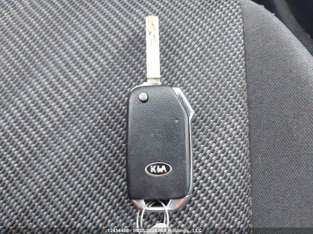 12414408 :رقم المزاد ، KNDEPCAA1M7066077 vin ، 2021 Kia Seltos مزاد بيع