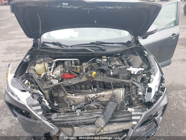5N1AT3AB0NC670615 Nissan ROGUE S