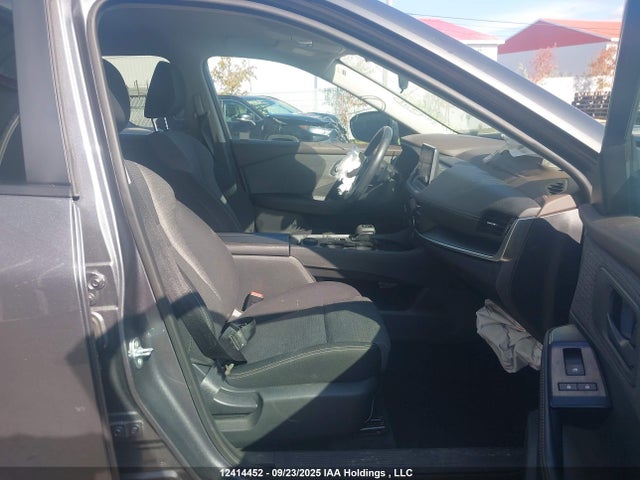 5N1AT3AB0NC670615 Nissan ROGUE S