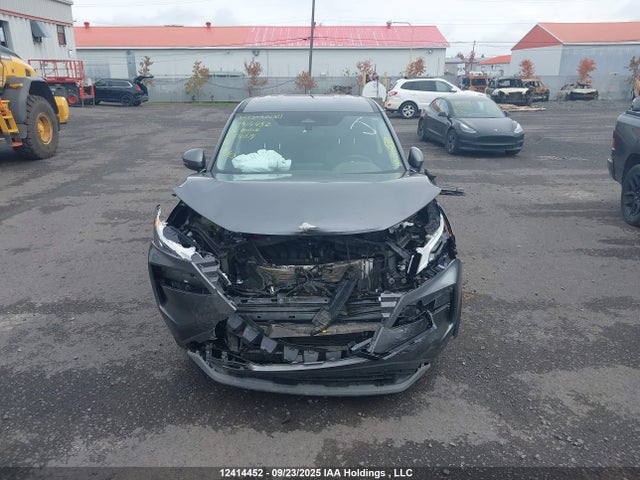5N1AT3AB0NC670615 Nissan ROGUE S