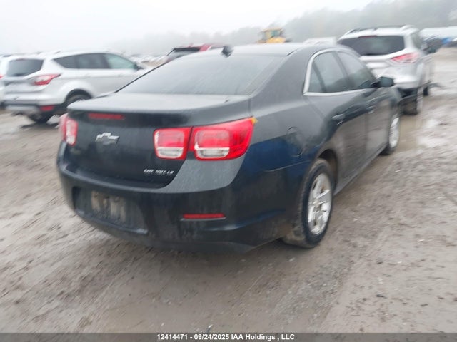 Chevrolet lkw 2014 1G11C5SL4EF139514 Image 4