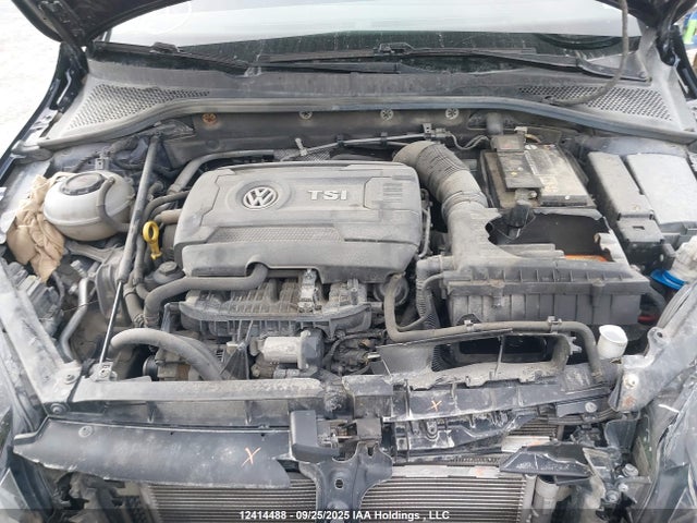 Volkswagen Golf 2018 3VWG17AU2JM279713 Image 10
