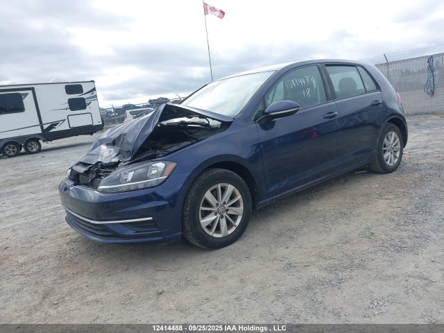 Volkswagen Golf 2018 3VWG17AU2JM279713 Image 2