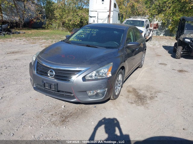 Nissan Altima 2014 1N4AL3AP7EN354722 Image 2