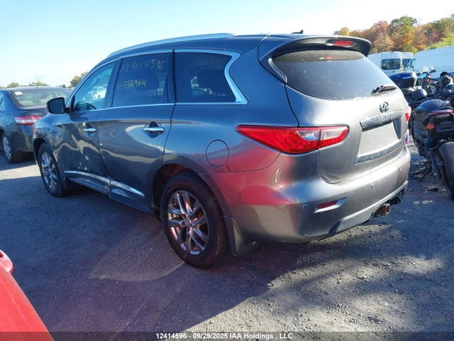 Infiniti 2015 2015 5N1AL0MM5FC538964 Image 3
