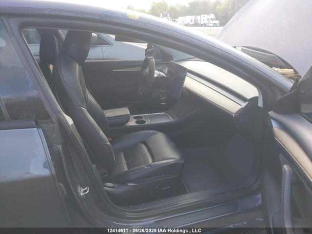 5YJ3E1EA3NF163529 Tesla MODEL 3