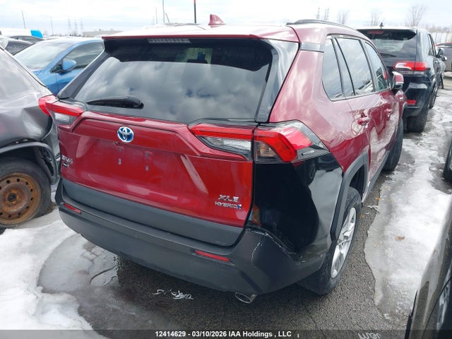 2T3RWRFV9MW125528 Toyota Rav4 Xle