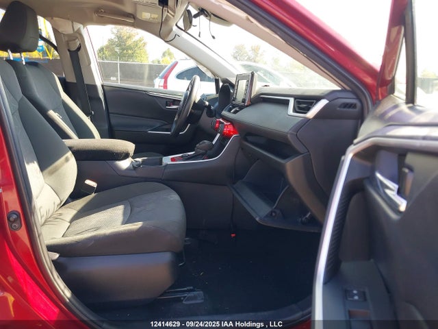 2T3RWRFV9MW125528 Toyota Rav4 Xle