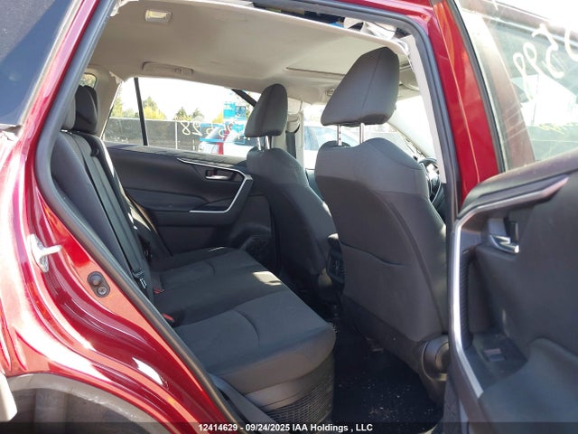 2T3RWRFV9MW125528 Toyota Rav4 Xle