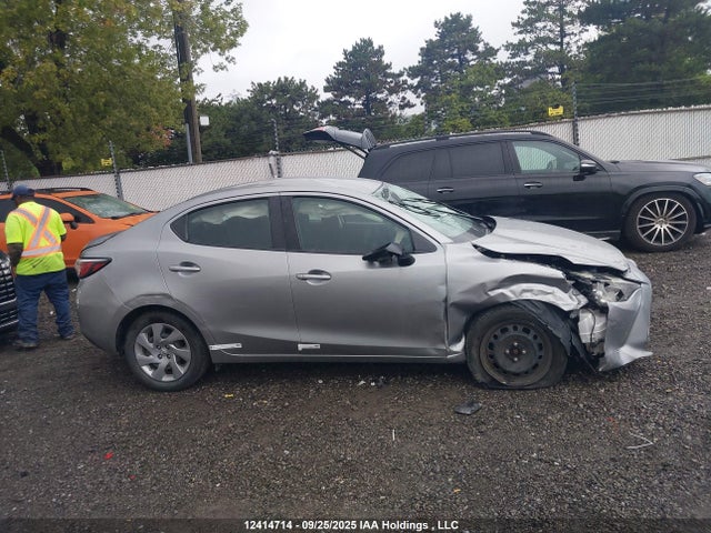 3MYDLBYV8GY102216 Toyota p5v