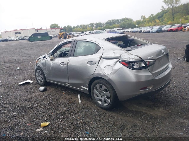 3MYDLBYV8GY102216 Toyota p5v