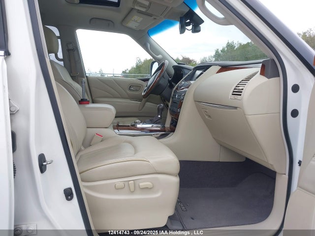 Infiniti 2017 2017 JN8AZ2NC1H9430186 Image 5