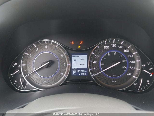 Infiniti 2017 2017 JN8AZ2NC1H9430186 Image 7