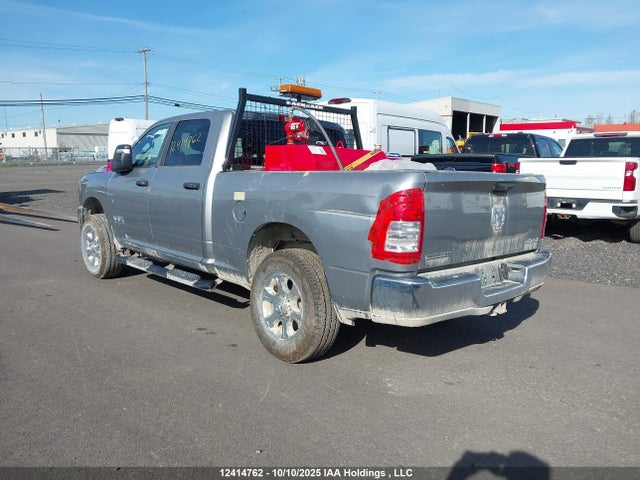 RAM 3500 2024 3C63R3DJXRG414216 Image 3