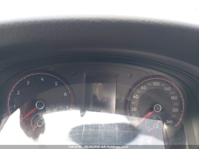 12414793 :رقم المزاد ، 1VWBA7A36MC010881 vin ، 2021 Volkswagen Passat مزاد بيع