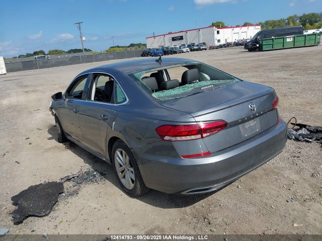 12414793 :رقم المزاد ، 1VWBA7A36MC010881 vin ، 2021 Volkswagen Passat مزاد بيع