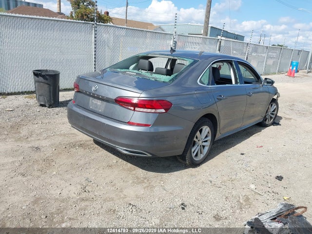 12414793 :رقم المزاد ، 1VWBA7A36MC010881 vin ، 2021 Volkswagen Passat مزاد بيع