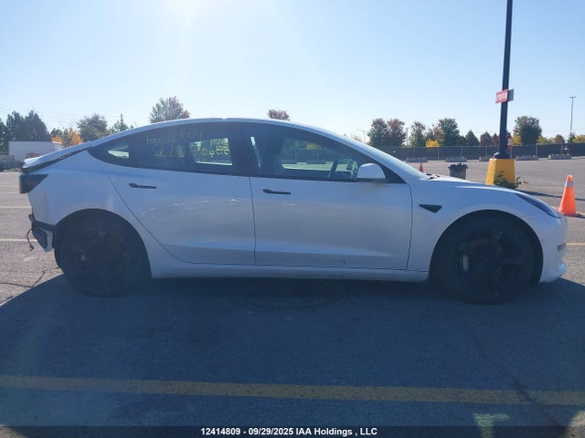 Tesla MODEL 3 2021 5YJ3E1EA6MF051340 Image 14