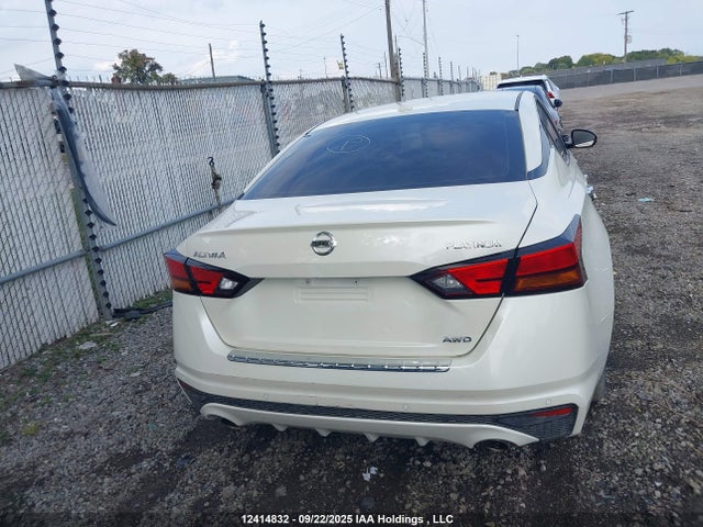 Nissan 2020 2020 1N4BL4FW2LN322557 Image 15