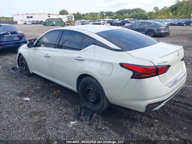 Nissan 2020 2020 1N4BL4FW2LN322557 Image 3