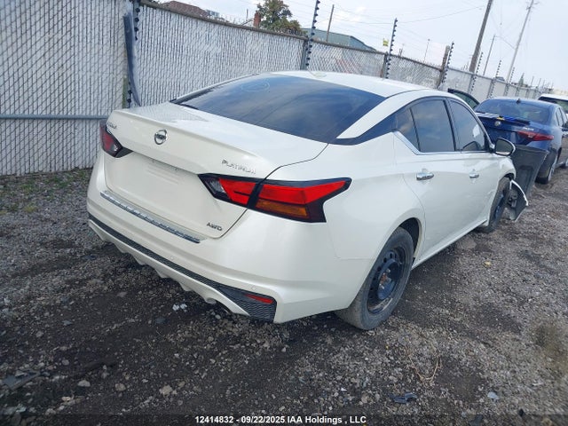 Nissan 2020 2020 1N4BL4FW2LN322557 Image 4