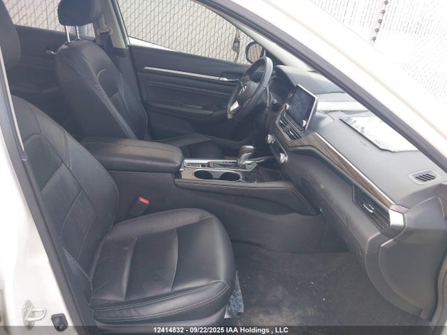 Nissan 2020 2020 1N4BL4FW2LN322557 Image 5