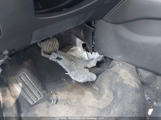 Nissan 2020 2020 1N4BL4FW2LN322557 Image 6