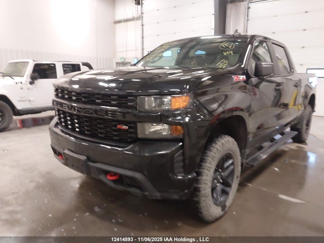 Chevrolet l82 2021 1GCPYCEF5MZ238191 Image 2