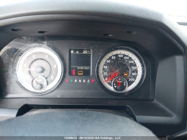 RAM 2014 2014 3C6UR5CL4EG319602 Image 7