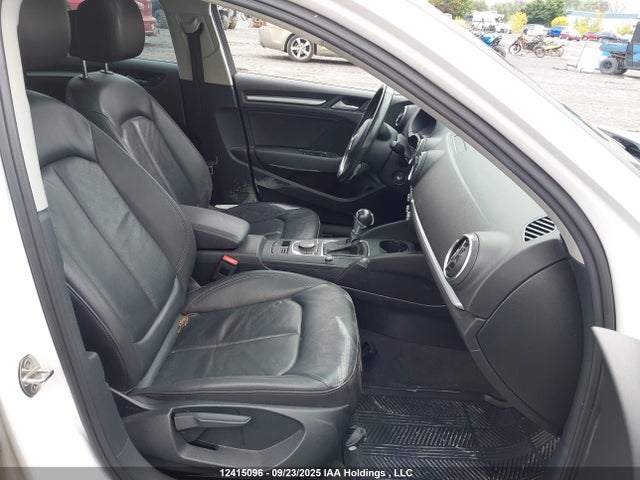 Audi A3 2016 WAUA7GFF0G1088232 Image 5