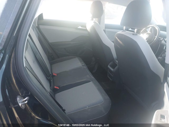 3VVCX7B21PM375095 Volkswagen tsi