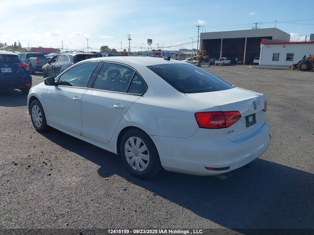 3VW1K7AJ1FM424885 Volkswagen Jetta